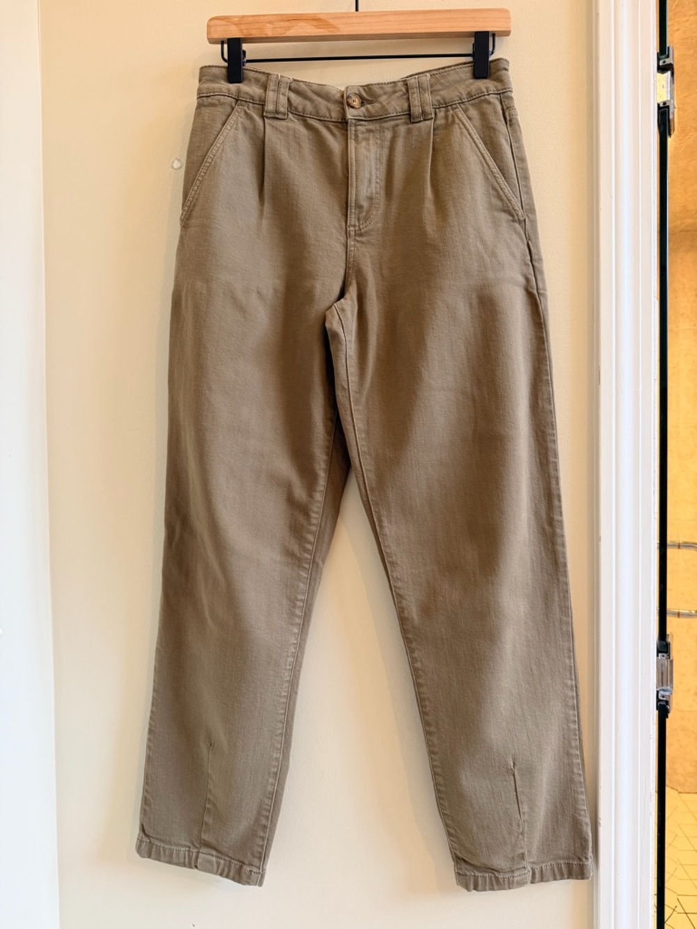 SEZANE mid rise tapered leg ankle women’s size 36 Pants - Tan